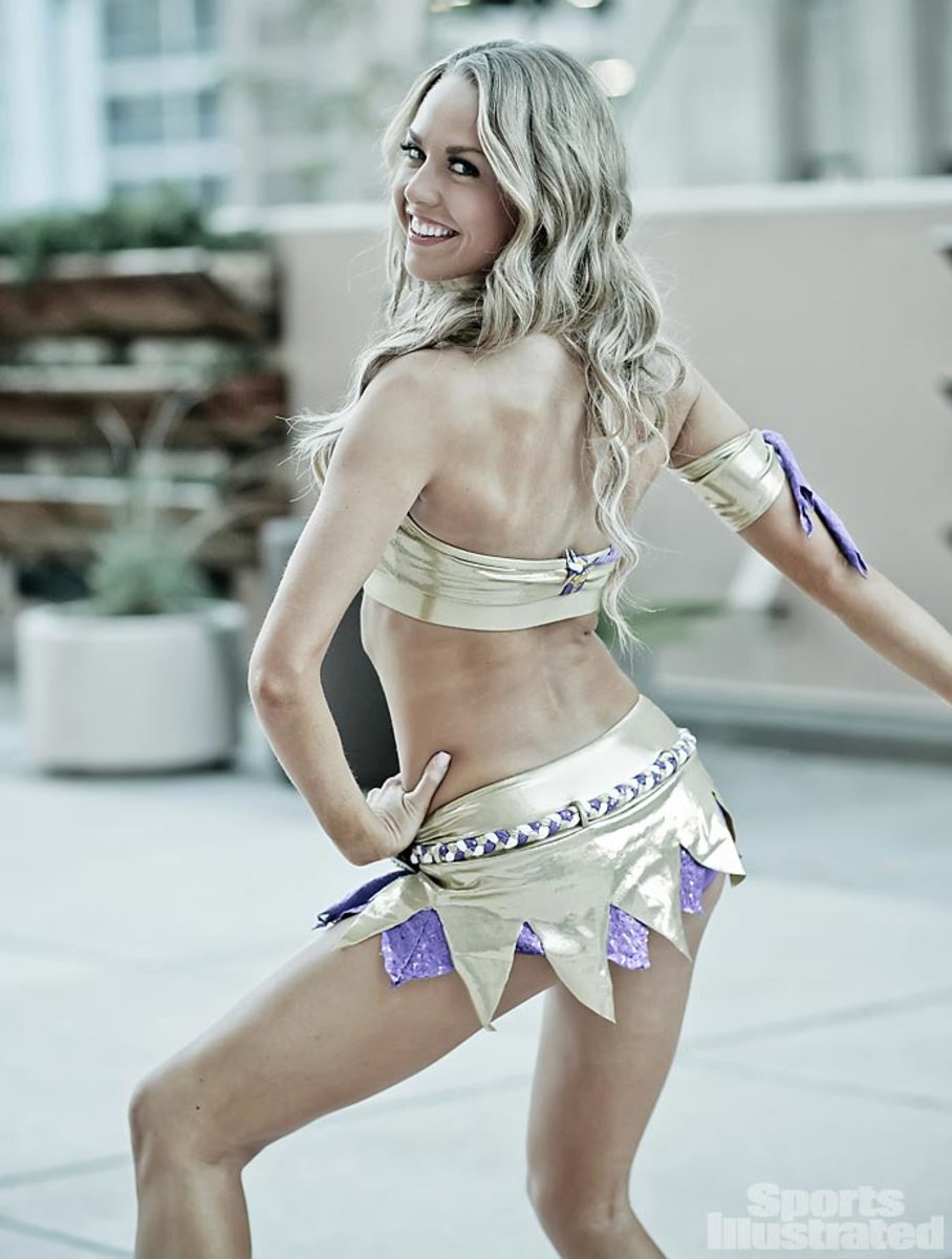 01-Kaylee_Exclusive-BY5_6228.jpg